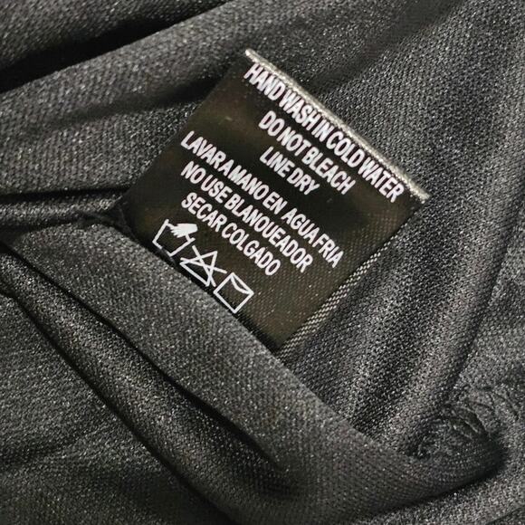 Annabelle Strappy Back Lace Dress in Black Size Large NWT - Picture 16 of 16